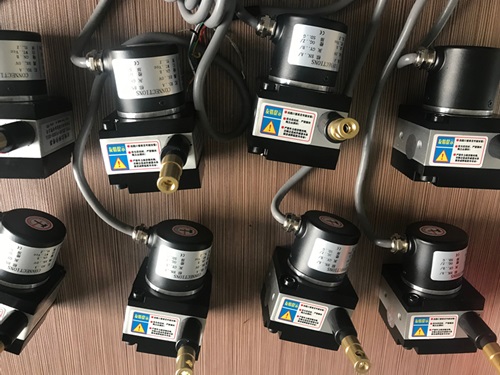 ���Kʽλ�ƾ��a���x��Ҫ�c